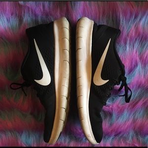 Nike Free RN 2016 Classic Black & White